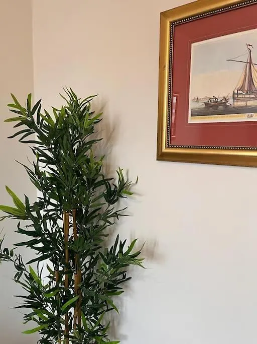 Apartment 2 Bed Flat In Canning Town London